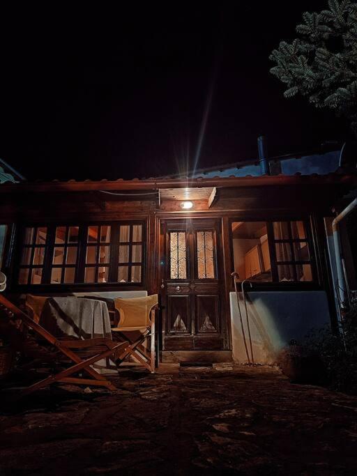Panthea Cottage 斯塔夫鲁波利 外观 照片