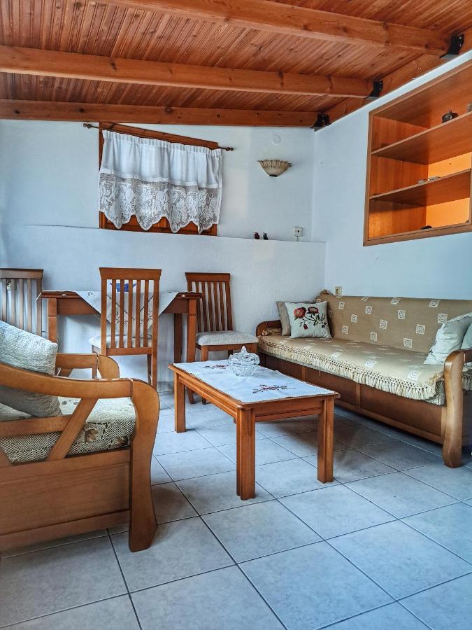 Panthea Cottage 斯塔夫鲁波利 外观 照片